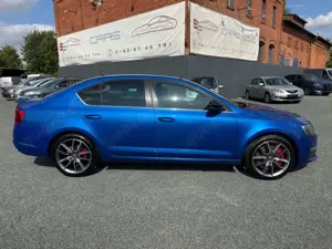 Skoda Octavia Lim 2.0 TDI RS-ACC-Navi-CANTON-Bi-Xenon Bild 5