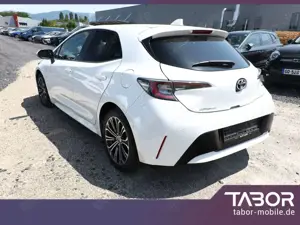 Toyota Corolla 1.2T 115 Team D Matrix ParkAs Kam HUD Bild 4