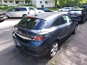 Opel Astra Astra GTC Fließheck Diesel  3-Türer GTC Bild 3