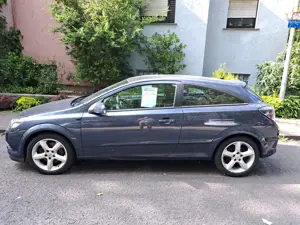 Opel Astra Astra GTC Fließheck Diesel  3-Türer GTC Bild 2