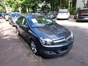 Opel Astra Astra GTC Fließheck Diesel  3-Türer GTC