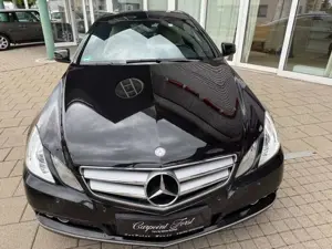 Mercedes-Benz E 250 E -Klasse Coupe E 250 CGI BlueEfficiency Bild 4