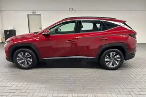 Hyundai TUCSON 4WD Select LED/Navi/Kam/SHZ/VirCo/17-Zoll Bild 2