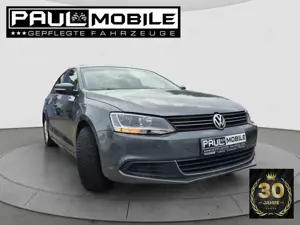 Volkswagen Jetta Automatik Navi Leder SHZ Glasdach R-Cam *