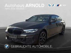 BMW 545 e xDrive Limousine M Sportpaket Head-Up Harman Kar