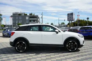 Audi Q2 35 TFSI*DSG*1.Hand*BO*Matrix*Kamera*19Zoll* Bild 4