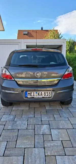 Opel Astra Astra 1.4 Selection 110 Jahre Bild 2
