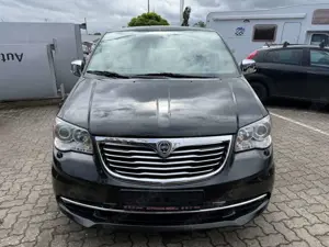 Lancia Voyager 2.8 Multijet 16v S Bild 2