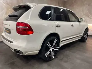 Porsche Cayenne Bild 5