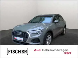 Audi Q3 45TFSIe S tronic LED AHK Navi SHZ Rear View ACC