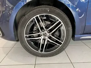 Mercedes-Benz V 300 d 4M AVA L MOPF AMG Sitzluft Leder Beige Bild 5