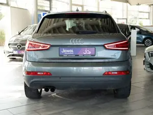 Audi Q3 2.0 TFSI quattro AUTOM./ALLRAD/SITZHEIZUNG Bild 2