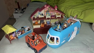 Bluey Spielzeug Set mit vielen Figuren