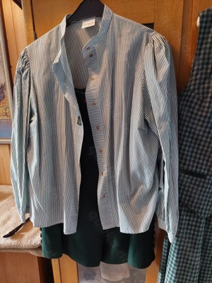 3 tlg. Rock und 2 Blusen Gr. 46 Landhausmode Trachten