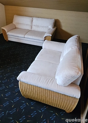 Couchgarnitur 3 und 2 Sitzer Rattan  Velourleder hell, ideal für den Wintergarten 