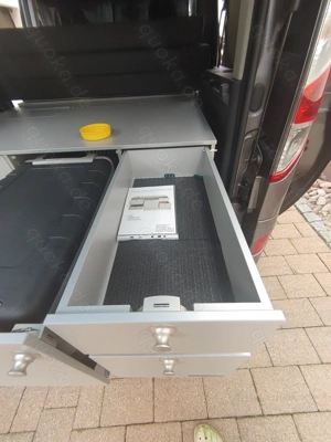  Camping -Box Van Essa mit Küche und Bett für 2 Personen für Renault Kangoo 2 Bild 5