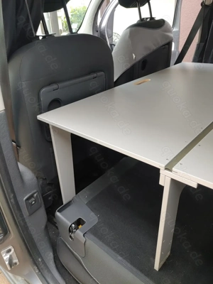  Camping -Box Van Essa mit Küche und Bett für 2 Personen für Renault Kangoo 2 Bild 7