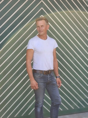 Suche devote Frau die mich besuchen kommt 