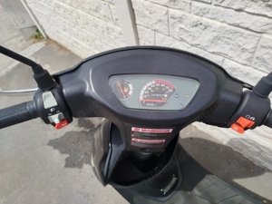 Motorroller Nova Motors  Bild 2