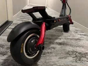 s   wie neu   nur 108 km. Viele Verbesserungen.