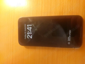 Iphone 15 Pro 128 GB, Titan wie neu. Akku 90% Wegen Wechsel zu einem Android-Gerät. Bild 3