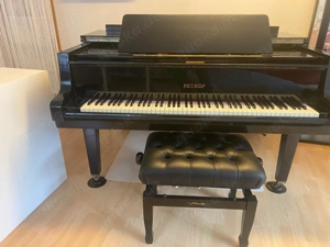 Zum Verkauf steht ein wunderschöner Petrof Flügel P III (Klavier, Piano)