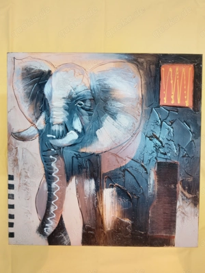 Elefant auf Holzrahmen