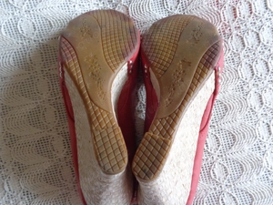 Damen-Peeptoes, Wedges, Gr. 39, hummerfarben, Keilabsatz, Kunstleder Bild 5