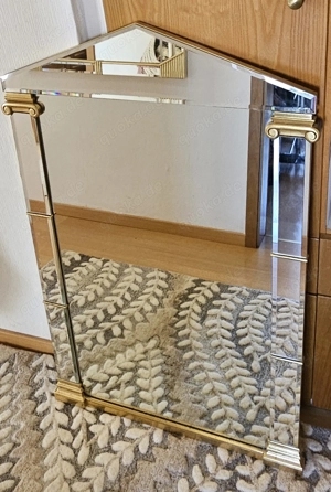 Hochwertiger Spiegel