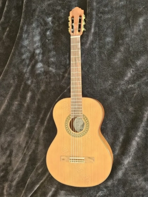 Höfner HC 504 4 4 Konzertgitarre