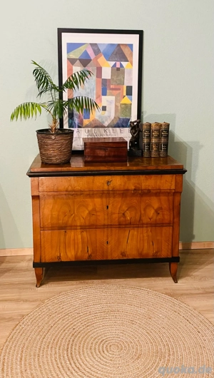 Kommode, antik, frühes Biedermeier, 1825, klare Linienführung, Kirschbaum ,Augenweide