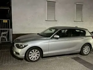 BMW 118 118i Aut., TÜV neu, scheckheftgepflegt Bild 3