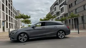 Mercedes-Benz CLA 180 AUTOMATIK|LED|NAVI|SH Bild 3