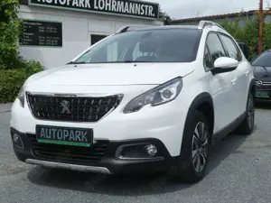Peugeot 2008 Allure*SH-gepfl*AHK*SHZ*Nr.79