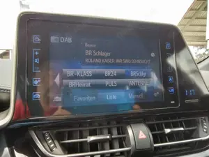 Toyota C-HR Hybrid mit Navi RelaxGarantie bis April 2033 Bild 4