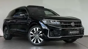 Volkswagen Touareg 3.0 TSI4M R-LINE |PANO |AHK |LUFT |MAS Bild 3