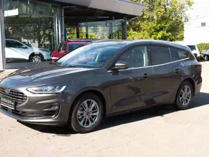 Ford Focus Tur. Titanium X PDC Kamera Navi ACC LED