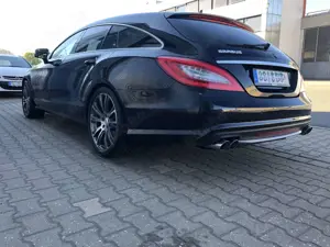 Mercedes-Benz CLS 350 Shooting Brake CDI 4Matic 7G-TRONIC Edition 1 Bild 2