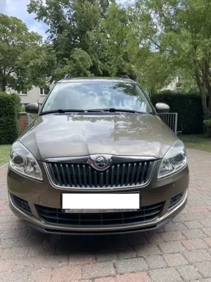 Skoda Roomster 1.6 TDI DPF Ambition Bild 3