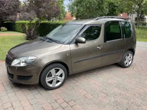Skoda Roomster 1.6 TDI DPF Ambition Bild 2