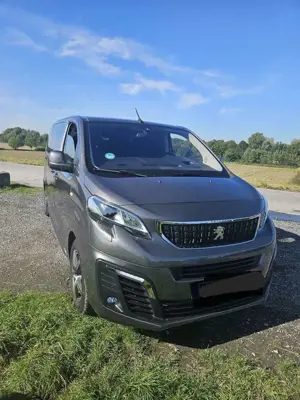 Peugeot Traveller L2 2.0 BlueHDi 180 EAT6 Allure