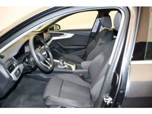 Audi A4 40 TDI S tronic S line LED/Navi/SHZ/PDC Bild 3