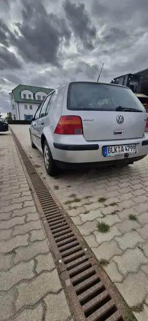 Volkswagen Golf 1.6