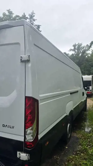 Iveco Daily 35 S 16 D Bild 5