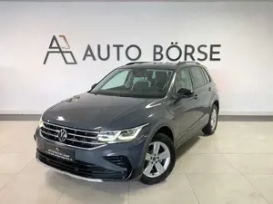Volkswagen Tiguan Life Urban Sport 4M DSG*PANO*CAM*LED*HUP*