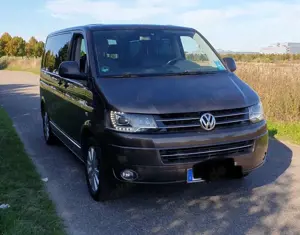 Volkswagen T5 Multivan Multivan DSG 4MOTION Highline Bild 2 Volkswagen T5 Multivan Multivan DSG 4MOTION Highline Bild 2