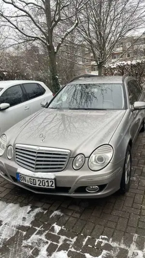Mercedes-Benz E 220 T CDI Automatik Elegance