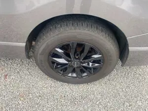 Opel Vivaro Combi L2H1  9 Sitzer Alu LED Bild 3