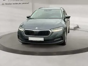Skoda Octavia Combi 2.0 TDI Ambition AHK GRA APP SHZ P Bild 2
