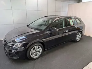 Volkswagen Golf VIII 1.5 eTSI DSG Variant AHK LED ACC Bild 5